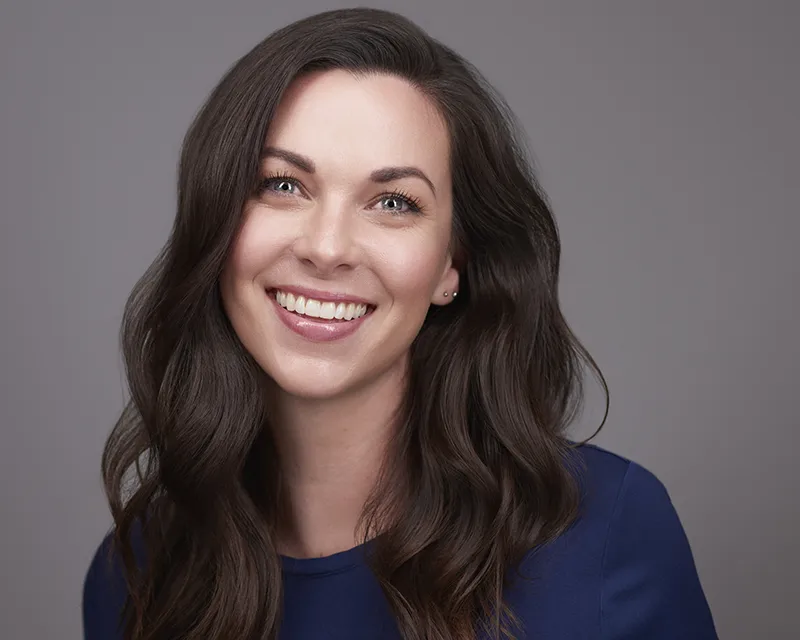 Hair Up or Down for Professional Headshots? How to Choose the Right Style